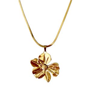 Flower Pendant Necklace