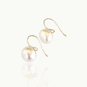 Freshwater Pearl Earrings